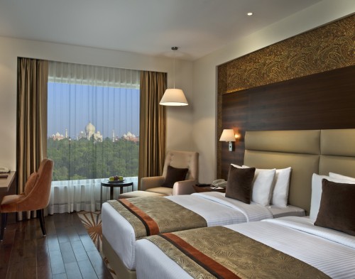 Crystal Sarovar Premiere, Agra